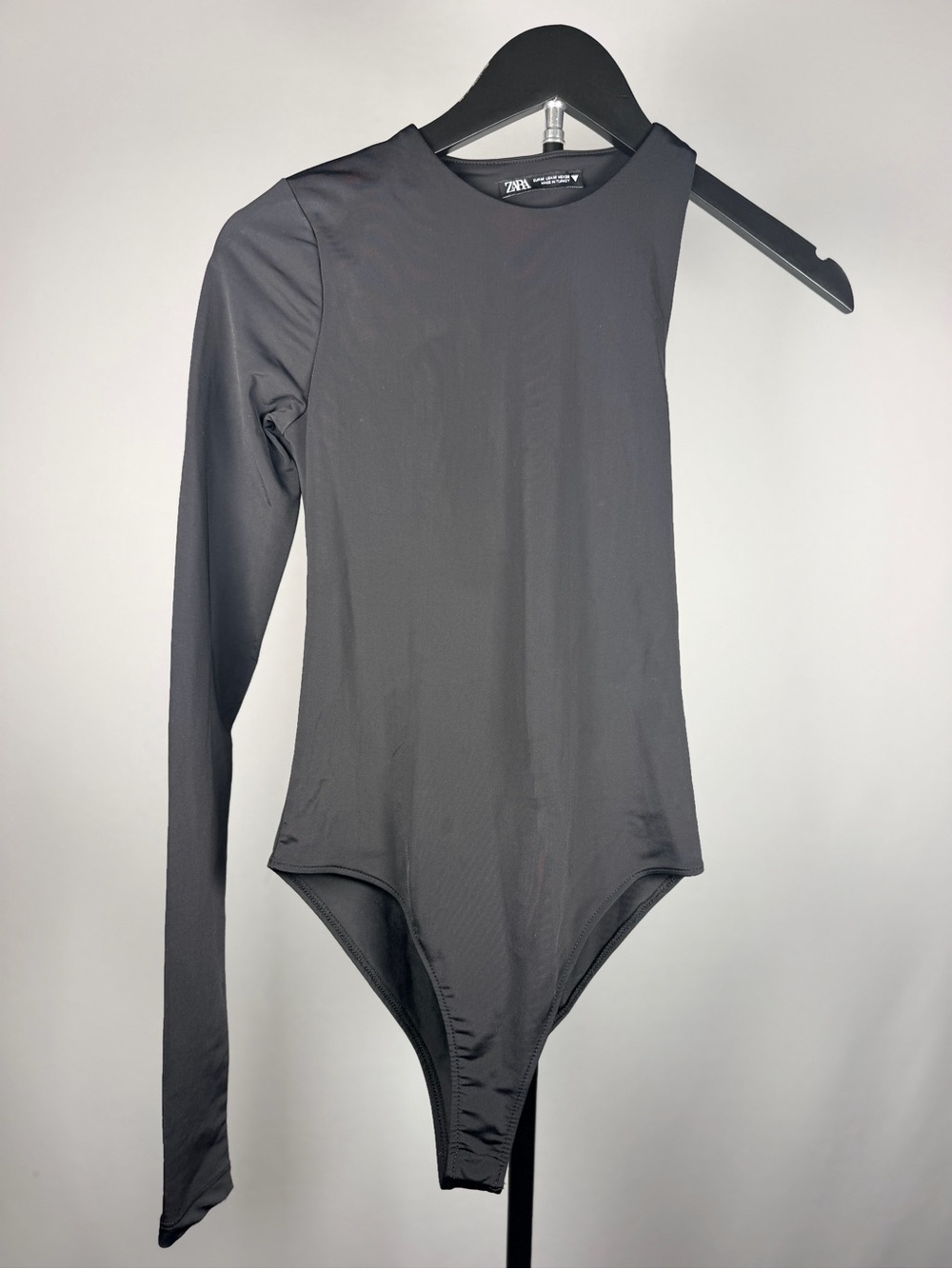 Zara Black Long-Sleeve Crewneck Bodysuit